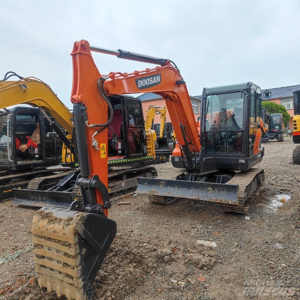 Doosan DX60 Minibagger < 7t