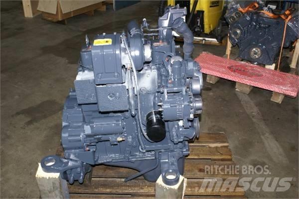 Komatsu S6D102E Motoren