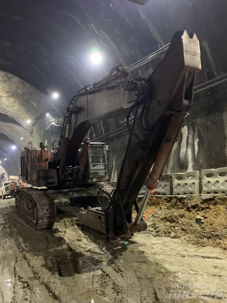 Hitachi ZX690LCH-5A Sonstige Baumaschinen