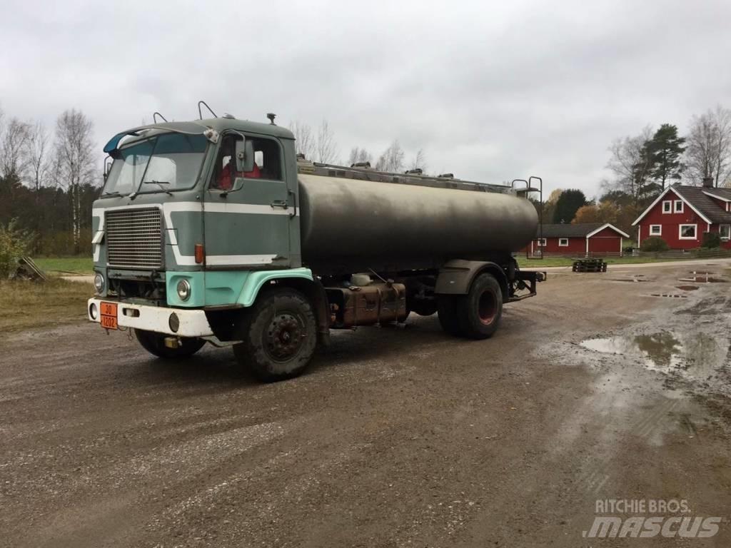 Volvo F 88 Tankwagen