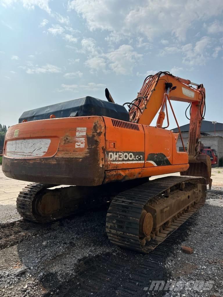 Doosan DH300 Raupenbagger