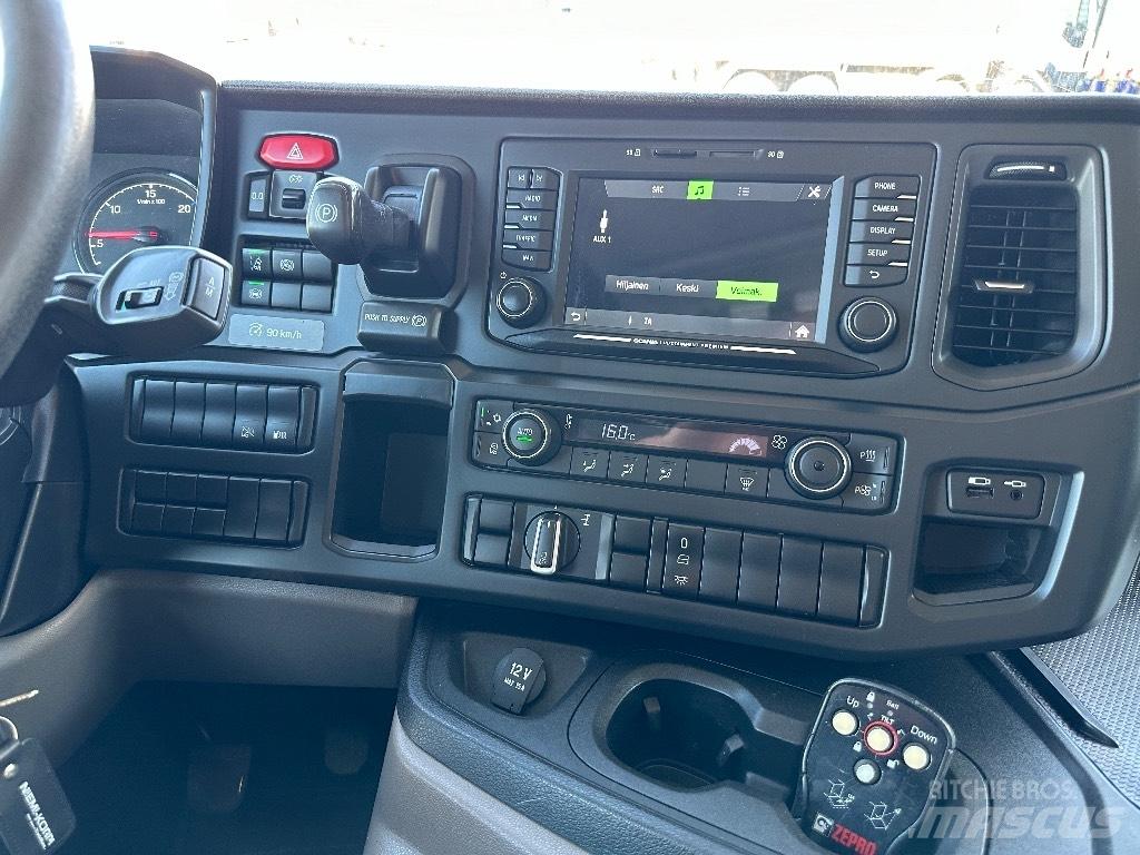 Scania P250 Kofferaufbau