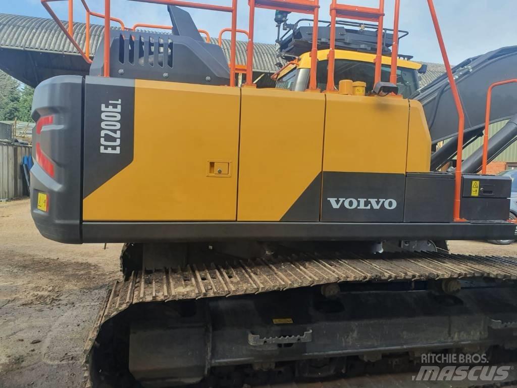 Volvo EC 200EL Raupenbagger