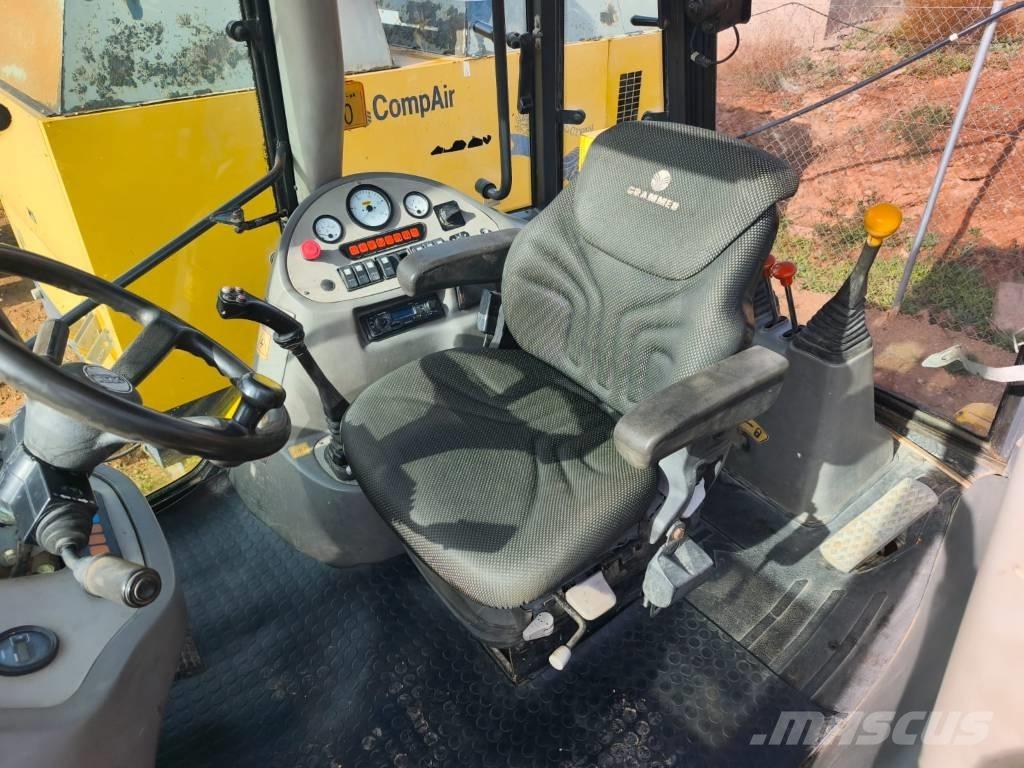 Hidromek HMK 102 B Baggerlader