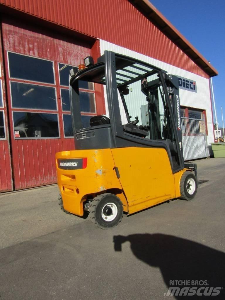 Jungheinrich EFG 320 Elektrische heftrucks