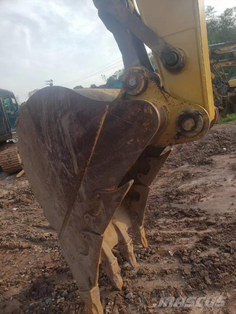 CAT 320 D Raupenbagger