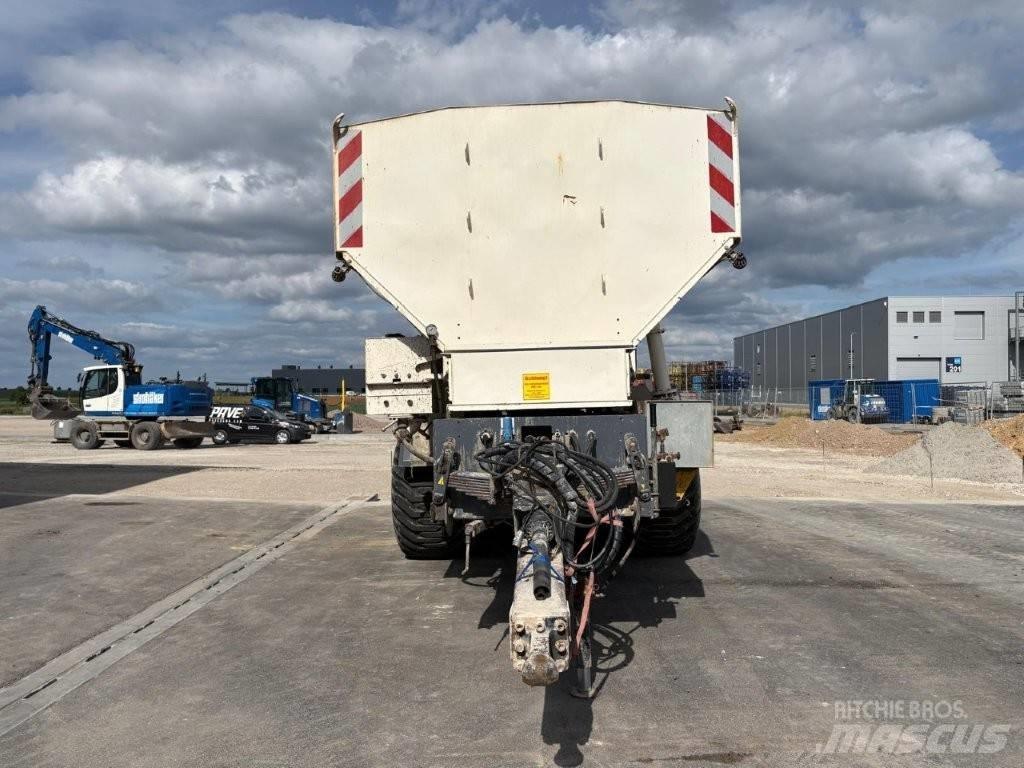 Streumaster SW 16 TA Asphalt-Recycler