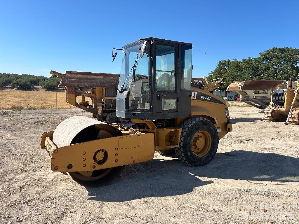 CAT CS 433 E Tandemwalzen