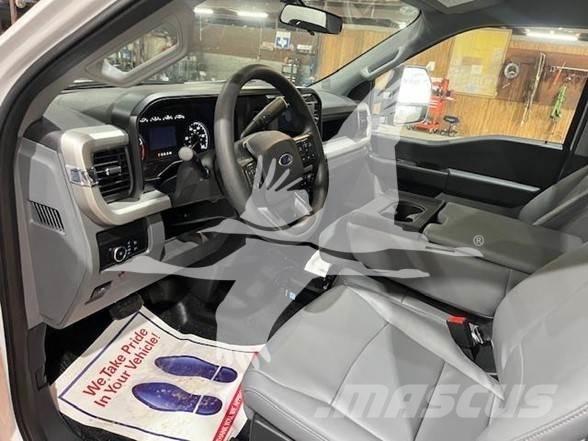 Ford F550 XL Sonstige Baumaschinen