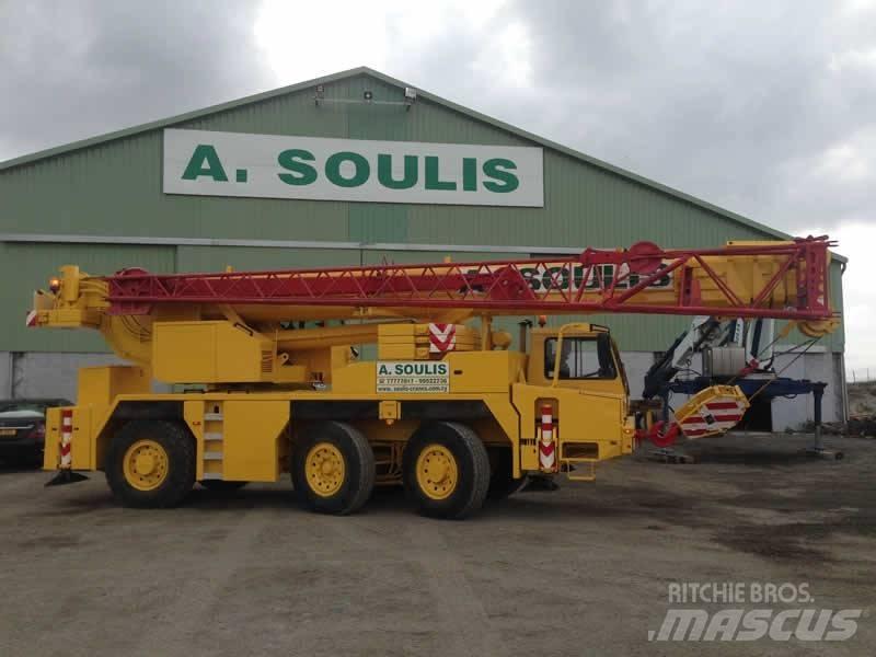 Liebherr LTM 1050 Kranen voor alle terreinen