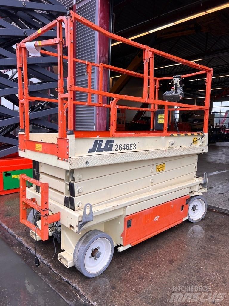 JLG 2646 E 3 Scheren-Arbeitsbühnen