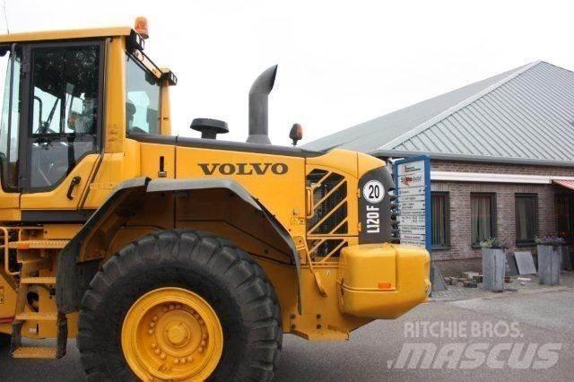 Volvo L 120 F Radlader
