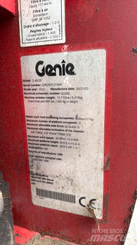 Genie Z 45 Gelenkteleskoparbeitsbühnen