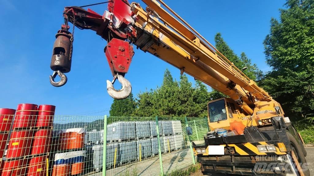 Tadano TR 250 M-6 Ruwterrein kranen