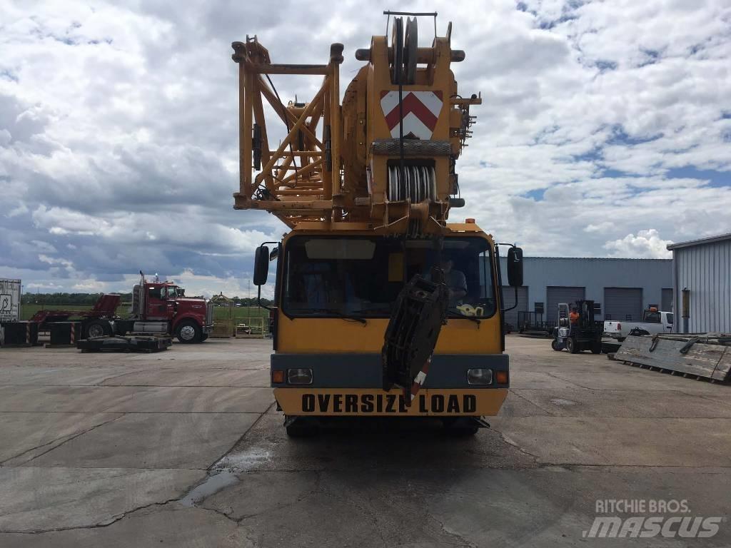 Liebherr LTM 1090 Kranen voor alle terreinen