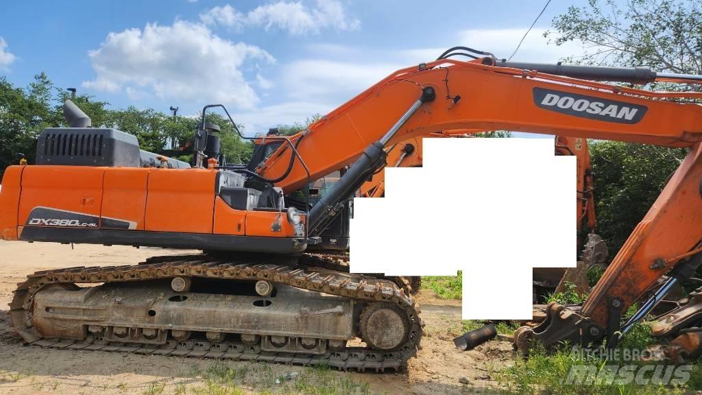 Doosan DX 300 LCA Raupenbagger
