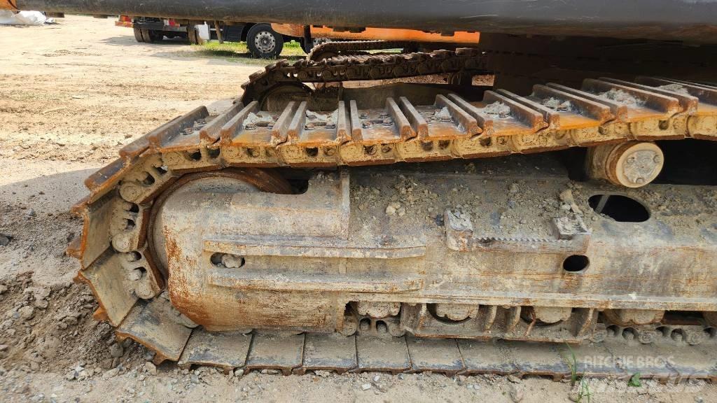 Doosan DX 300 LCA Raupenbagger