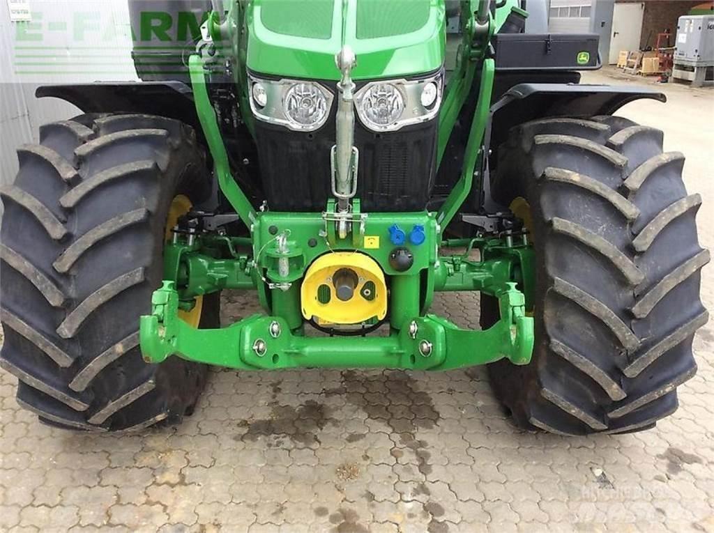 John Deere 6100 m Traktoren