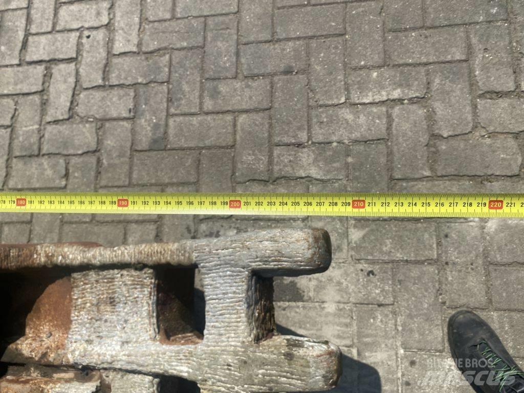  Crusher CW 30 Schneidwerkzeuge