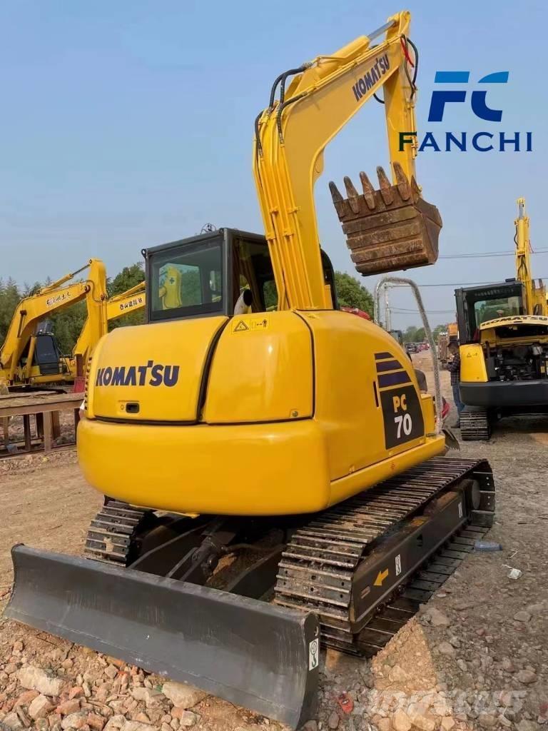 Komatsu PC 70 Midibagger  7t - 12t