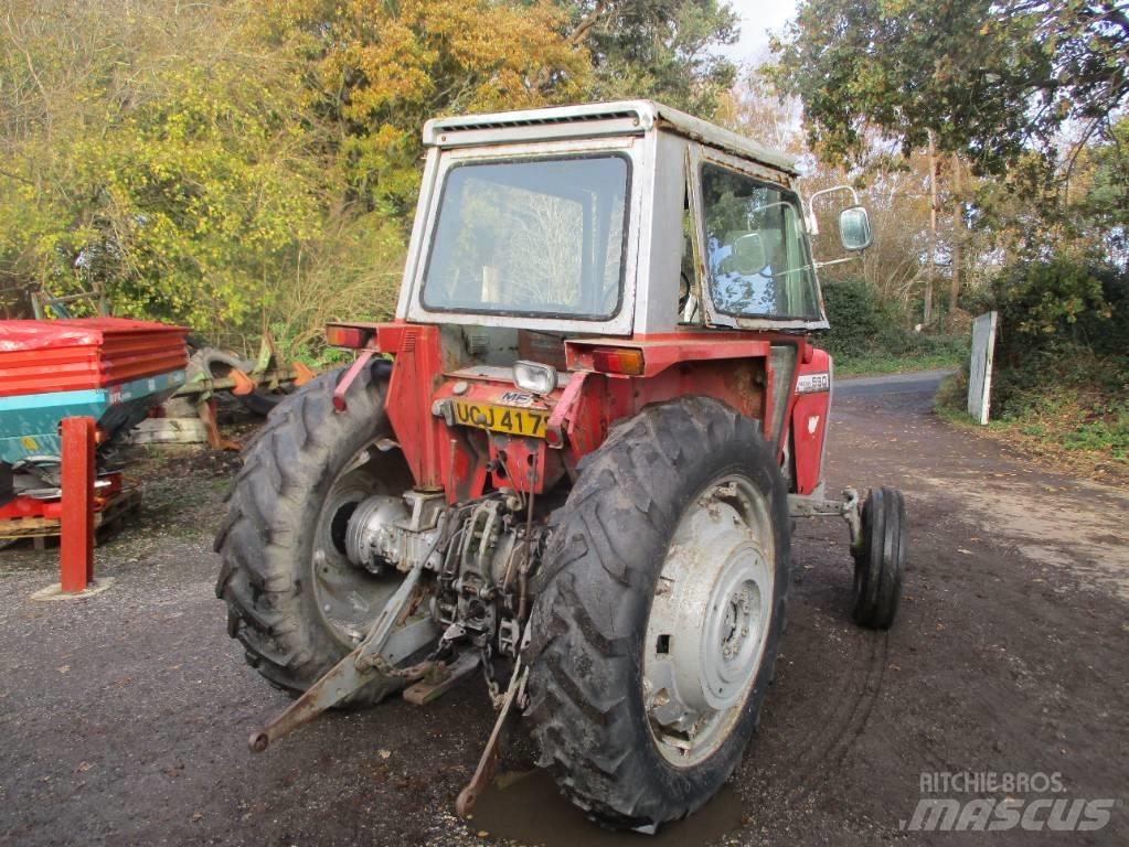 Massey Ferguson 590 Traktoren