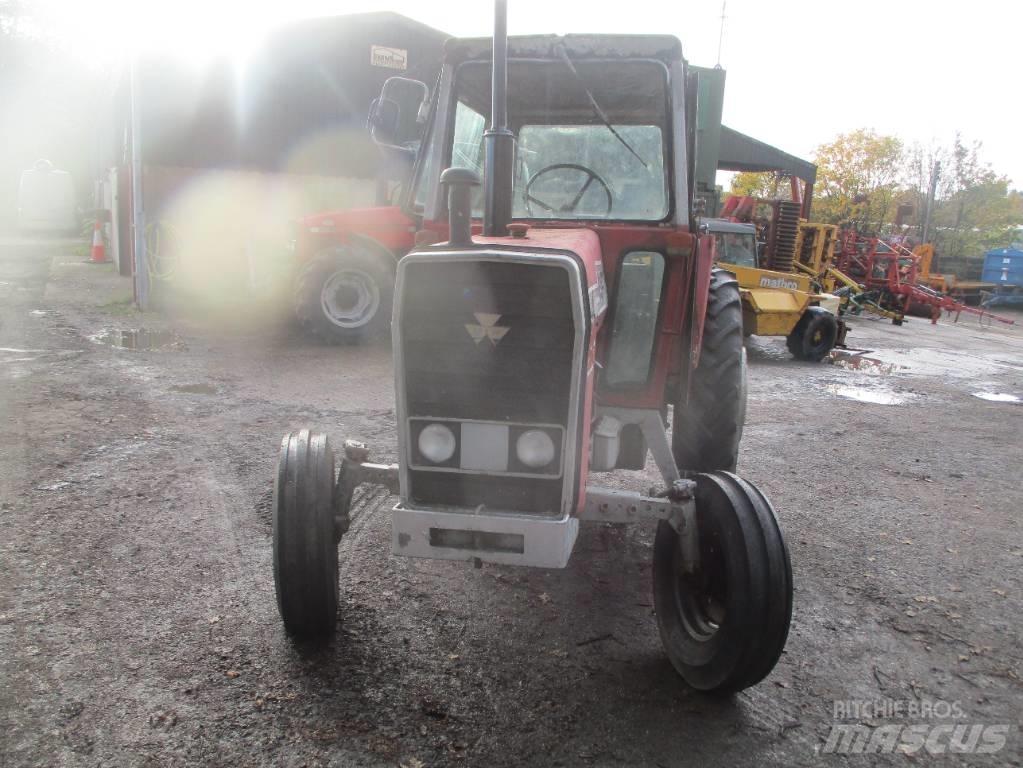 Massey Ferguson 590 Traktoren