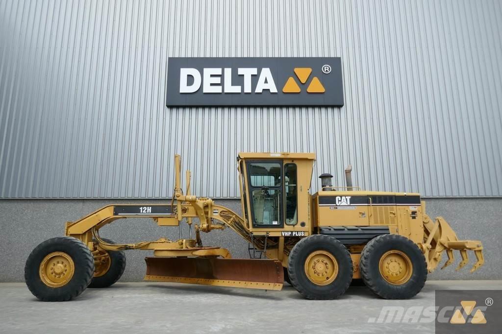 CAT 12H Grader