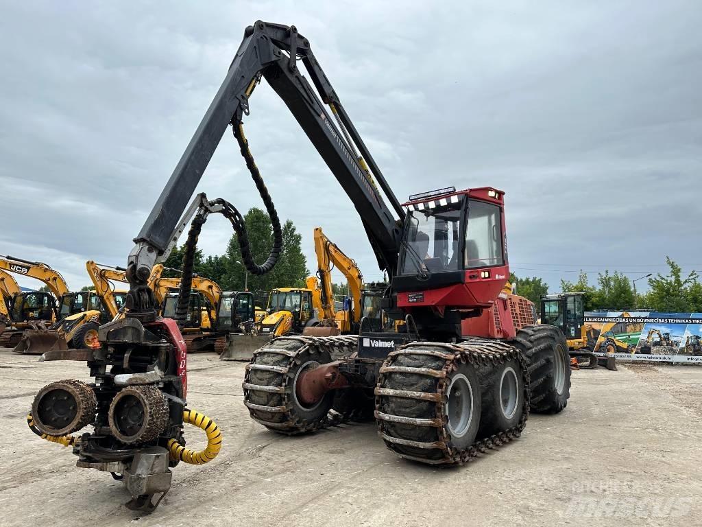 Valmet 911.4 Harvester