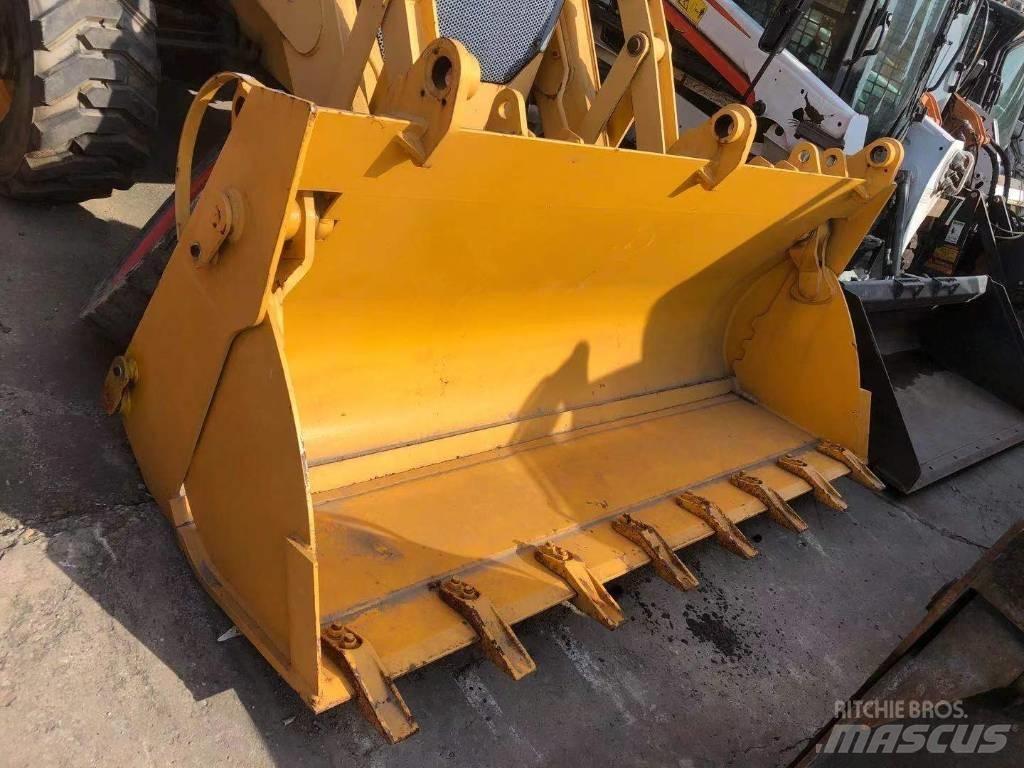 LiuGong 777A Radlader