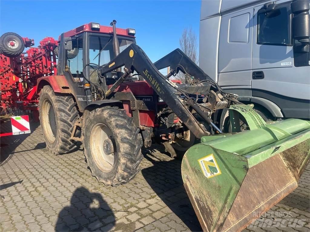Case IH 856 XL Traktoren