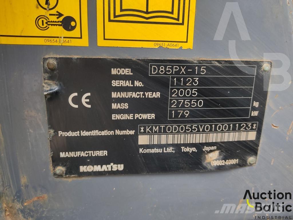 Komatsu D85PX-15 Bulldozer