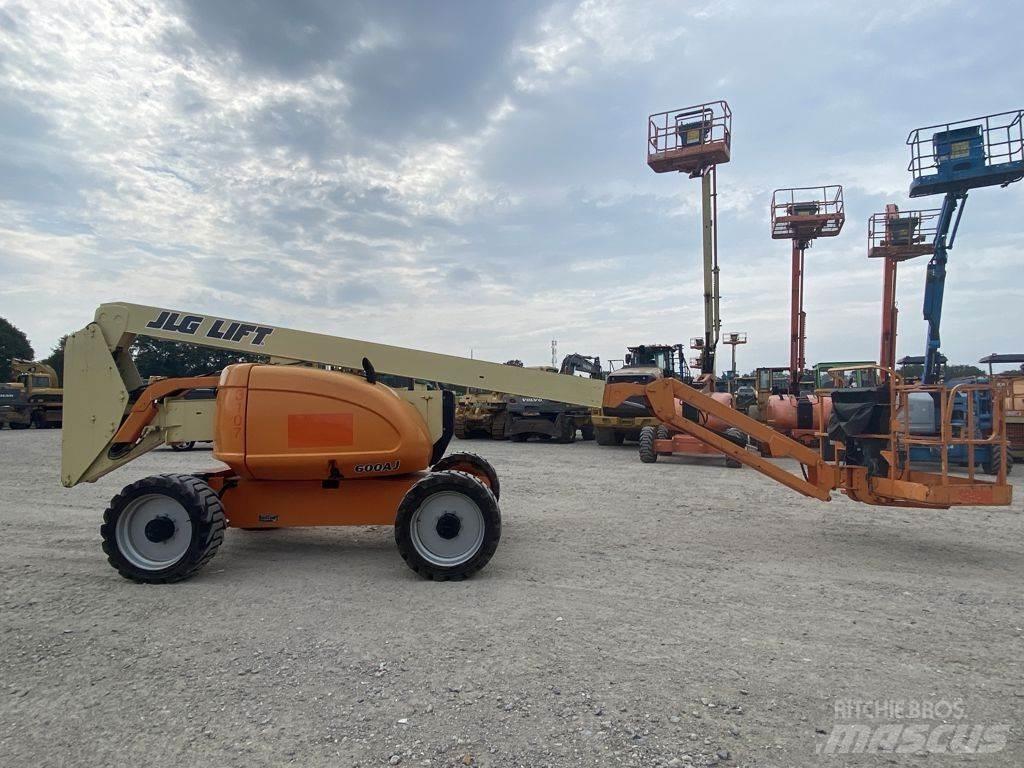 JLG 600AJ Gelenkteleskoparbeitsbühnen