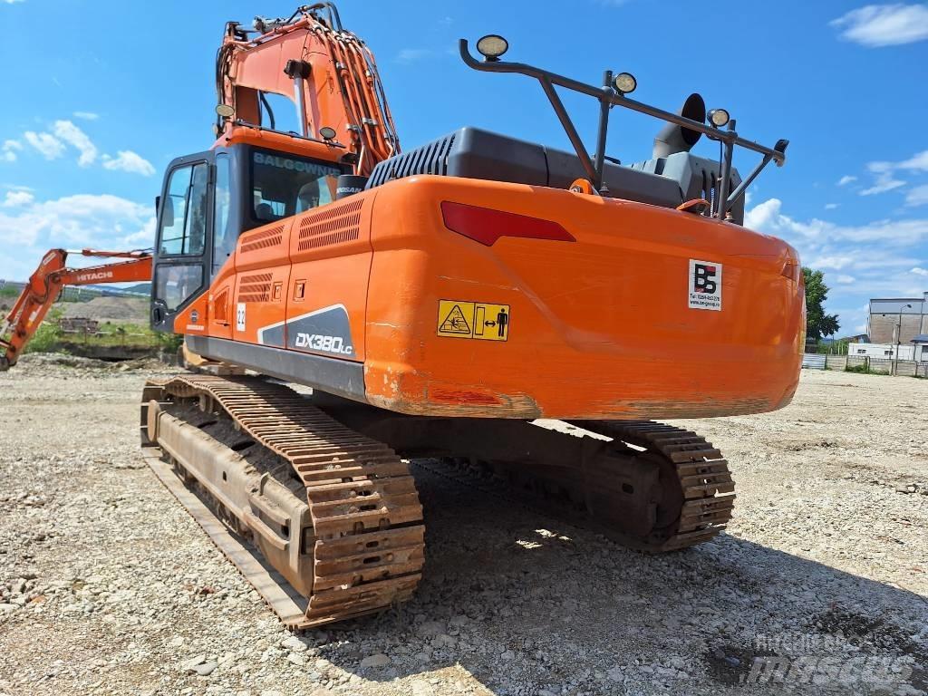 Doosan DX 380 Raupenbagger