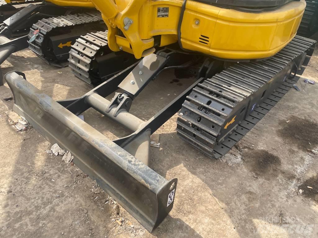 Komatsu PC 30 Minibagger < 7t