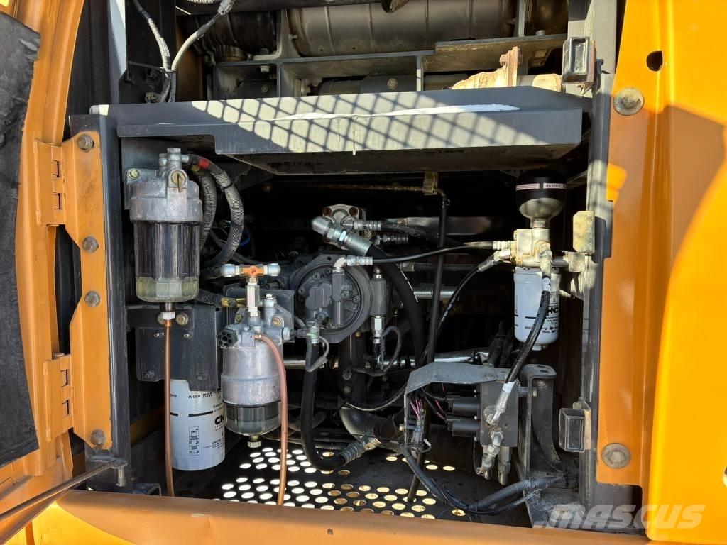 CASE CX 210 D Raupenbagger