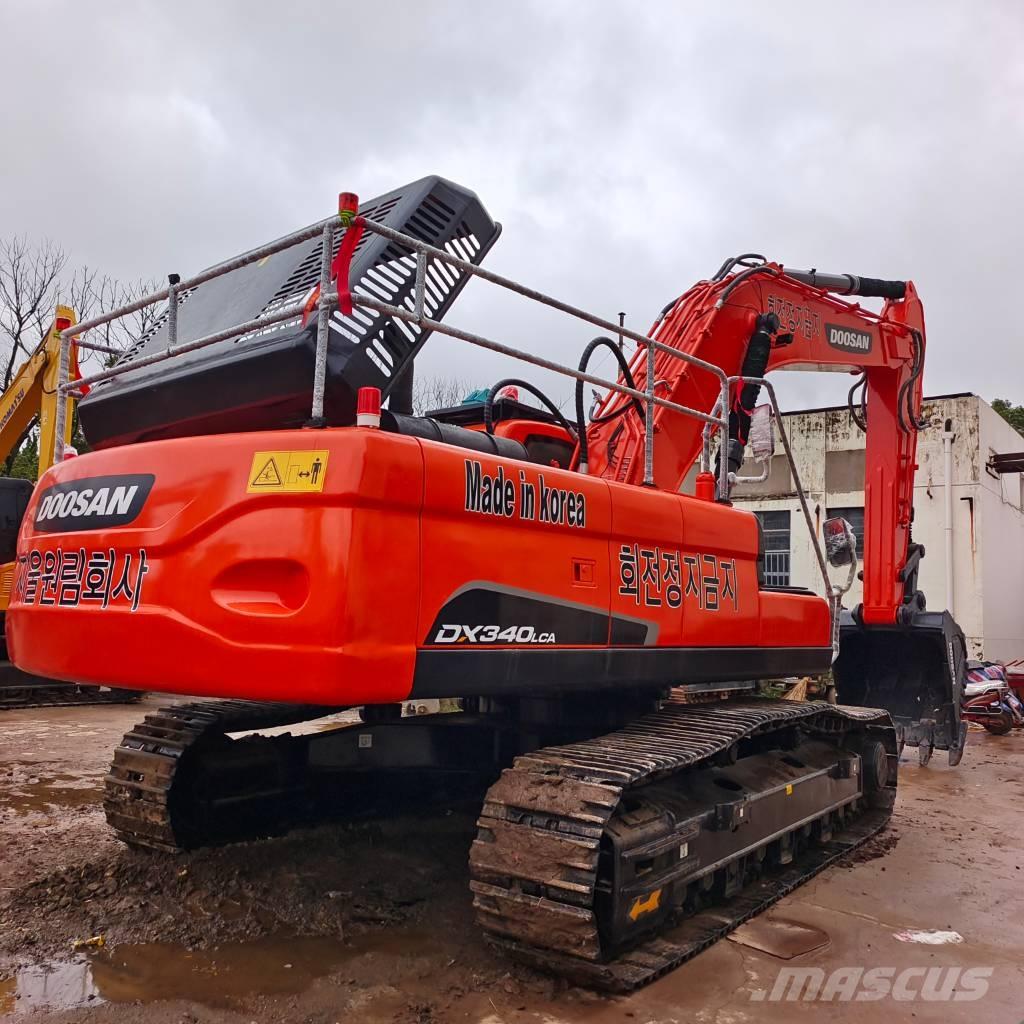 Doosan DX 340 LC Raupenbagger