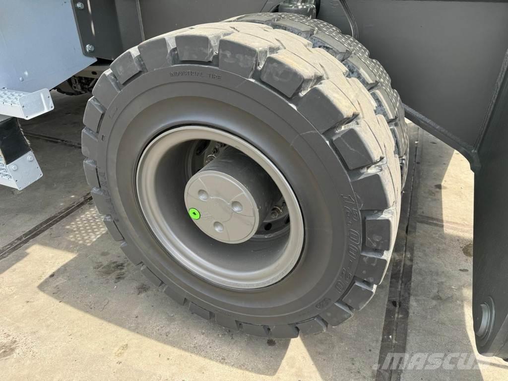 Sennebogen 830M E Materialumschlag