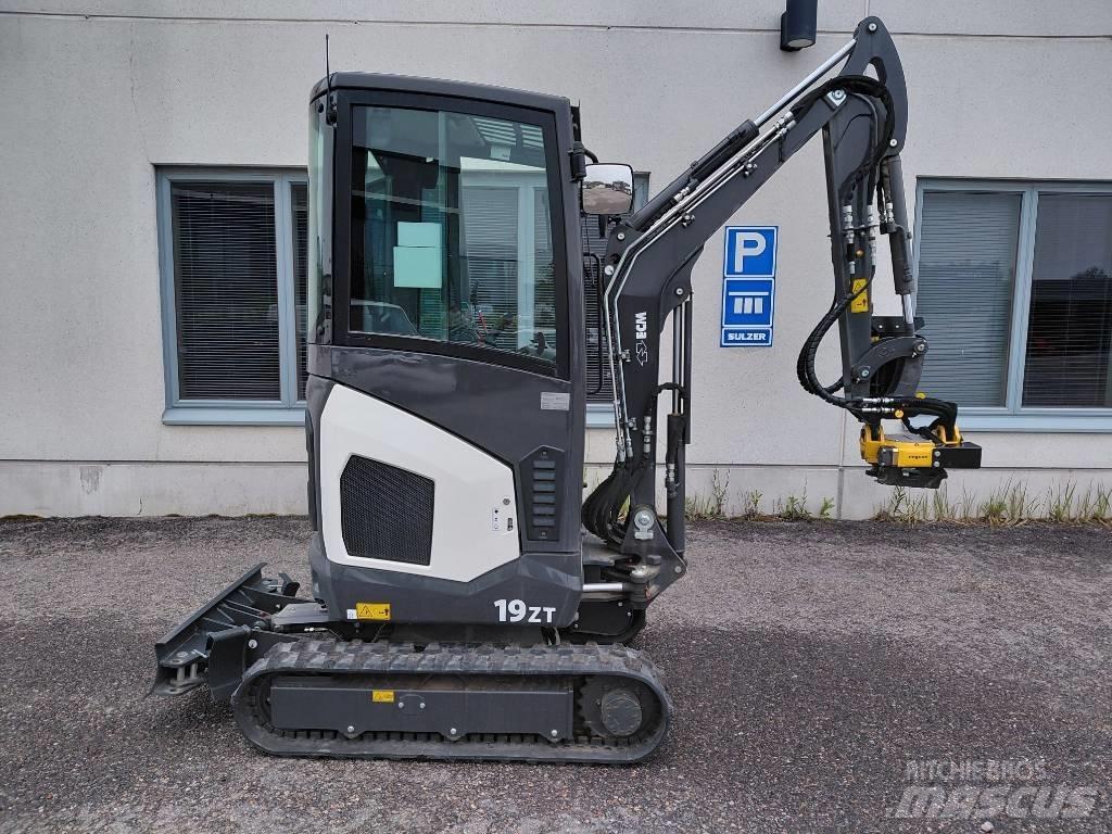 ECM 19ZT + Engcon EC02 Minibagger < 7t
