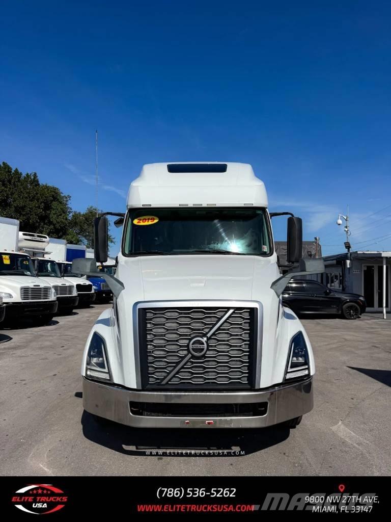 Volvo Commercial VNL Sattelzugmaschinen