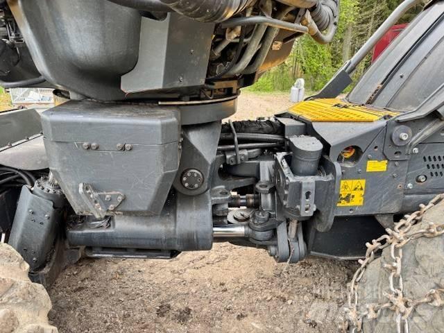 Ponsse SCORPION 8W Harvester