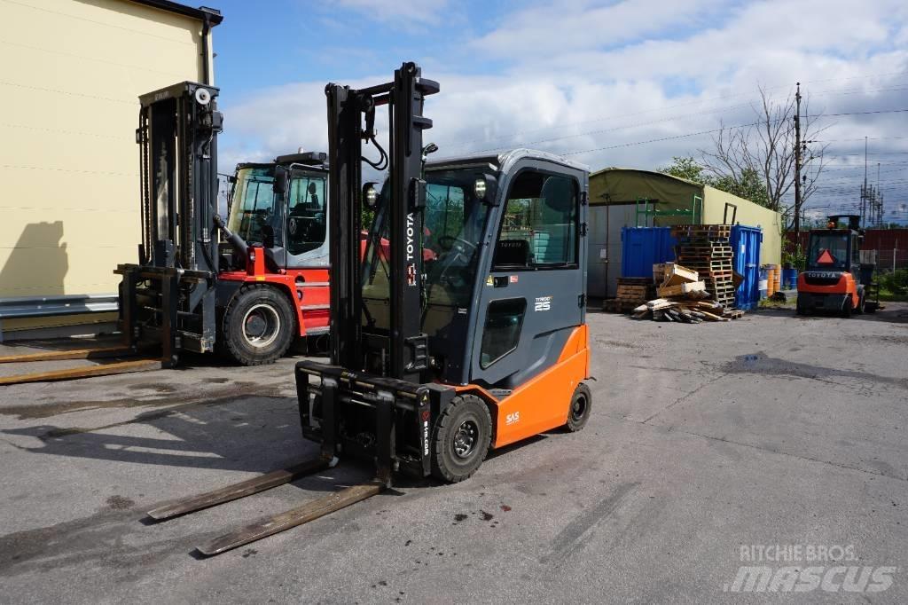 Toyota 8FBMKT25 Elektrische heftrucks
