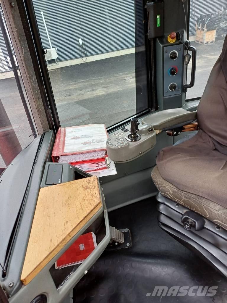 Komatsu 840 TX Forwarder