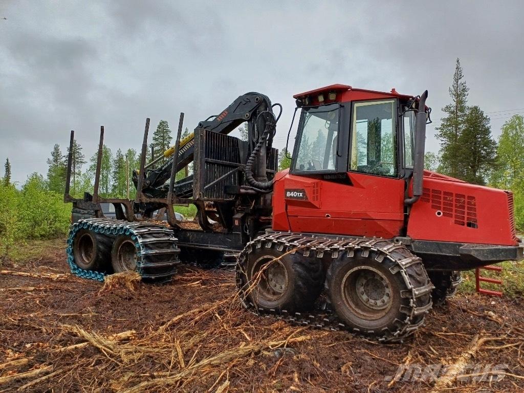Komatsu 840 TX Forwarder