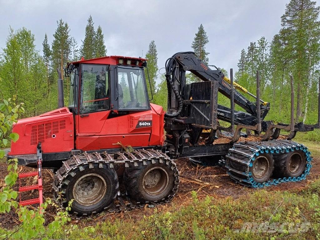 Komatsu 840 TX Forwarder