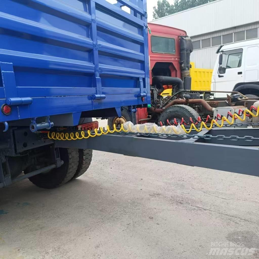 Howo 371 Pritschenwagen/Pritschenwagen mit Seitenklappe