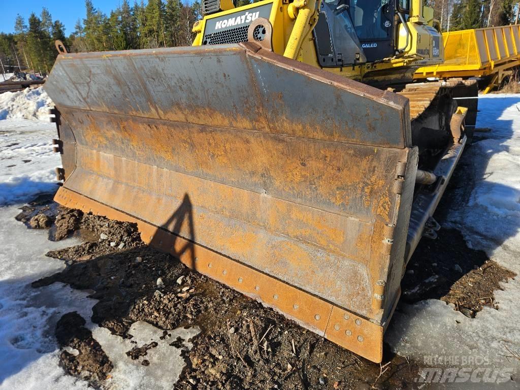 Komatsu D 65 PX Bulldozer