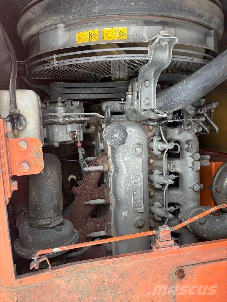 Hitachi EG 70 R Raupendumper