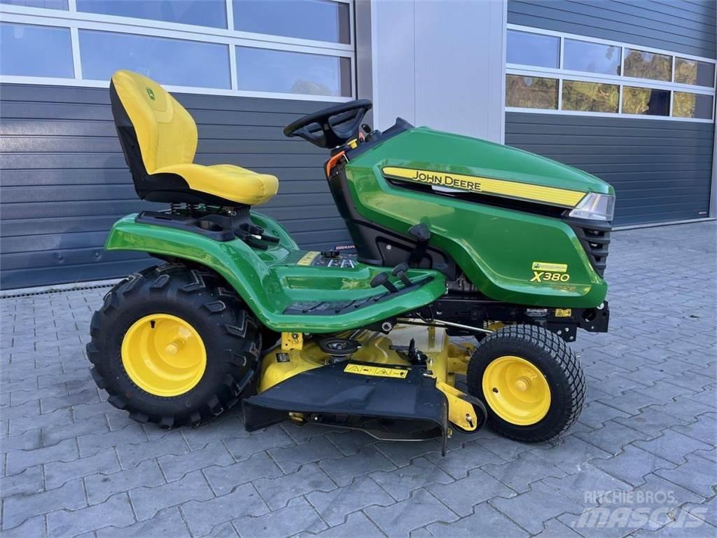 John Deere X380 Grünflächenmäher