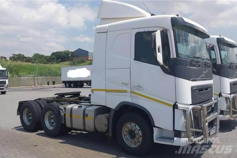 Volvo FH440 Andere Fahrzeuge