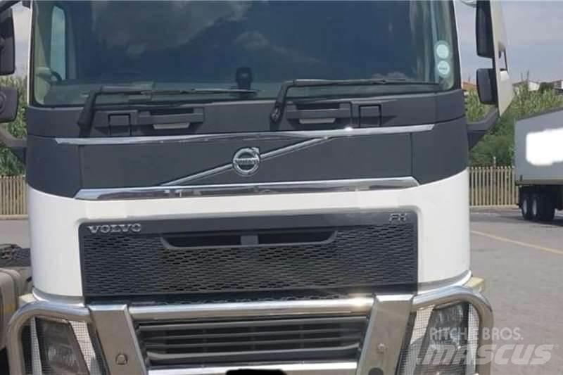 Volvo FH440 Andere Fahrzeuge